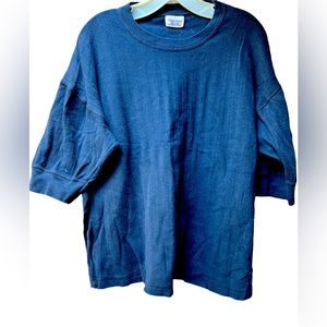 Men’s large pull over shirt